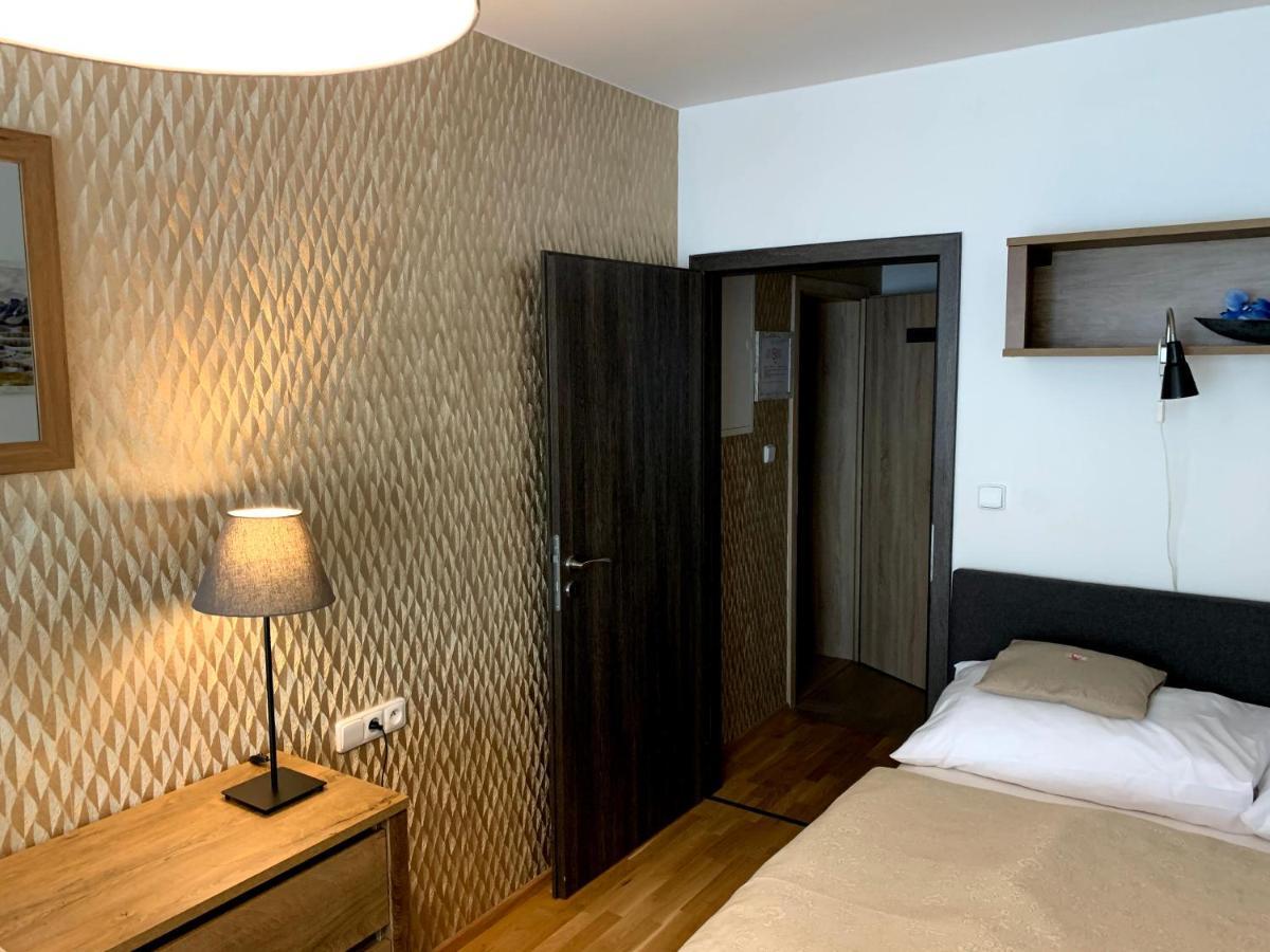 Apartment Rezidence - Javor & Wellness Железна Руда Екстер'єр фото
